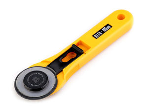 Prym 45mm Rotary Cutter - Premium Ergonomic Fabric, Leather & Paper Cutting Tool