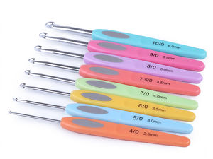 Premium Ergonomic Crochet Hooks Set (8-Piece) - Assorted Sizes 2.5mm to 6.0mm for Knitting, Crochet & Haberdashery Crafts