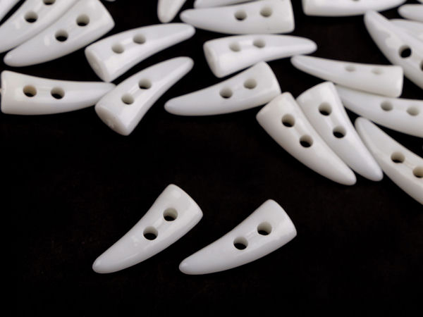 Premium White Milk Curved Horn Toggle Button (12x32mm) - 2-Hole Fastener for Coats, Sweaters & Bags