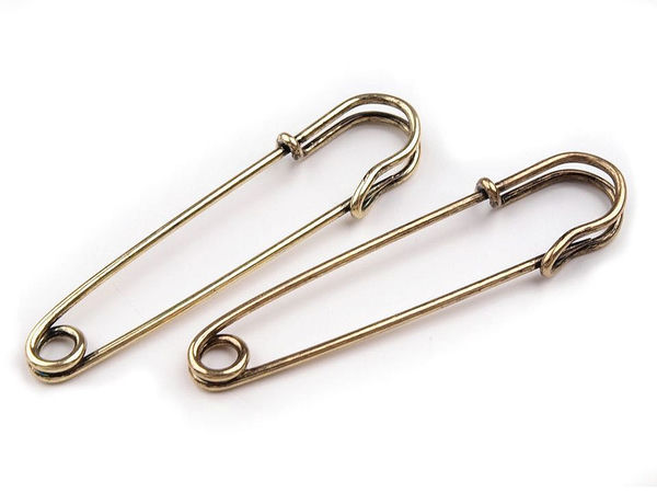 Large Decorative Safety Pin & Kilt Pin (13x65mm) - Heavy-Duty Metal Brooch Pin for Woolen Shawls, Garments, and Wedding Decorations