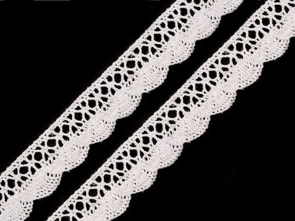 Premium White Cotton Bobbin Lace Trim - 22mm Delicate Decorative Lace for Sewing, Crafts, and Gift Wrapping