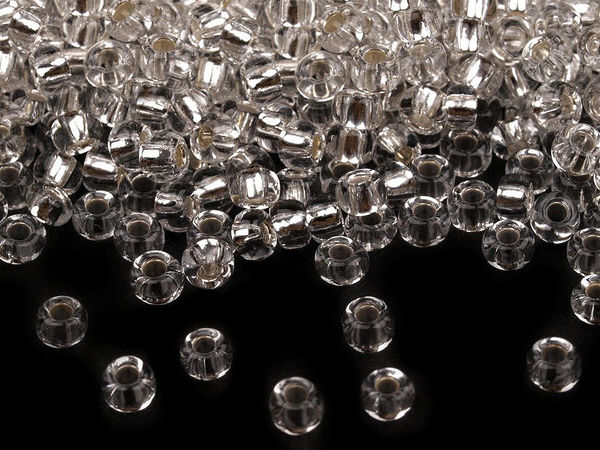 Preciosa Czech Glass Seed Beads 8/0 (3mm) - Premium Round Beads for Jewelry Making and Embroidery