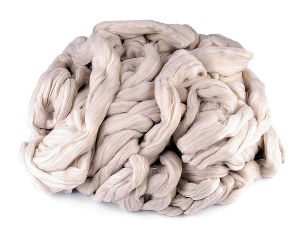 Premium Super Soft Chunky Yarn (1kg) – Extra Strong Combed Giant Wool for Arm Knitting, Crochet, Blankets & Cozy Home Decor