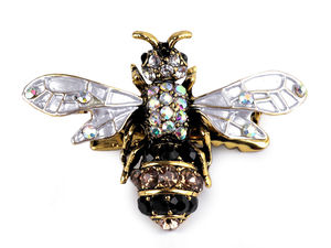 Elegant Bumble Bee Brooch with Sparkling Crystals – Premium Gold-Tone Metal and Glass Pin for Jackets, Hats, Scarves, and Handbags