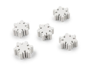 Lacquered White Wooden Snowflake Beads – 20mm Flat Craft Components for Winter & Christmas Ornaments