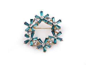 Elegant Rhinestone Brooch Pin – Sparkling Crystal Accent for Outfits, Handbags & Hats