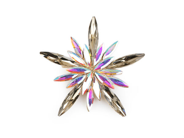 Sparkling Rhinestone Snowflake Brooch - Premium Festive Holiday Jewellery Pin