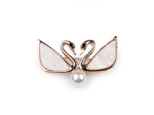 Elegant Swan Enamel Brooch with Pearl Bead Accent - Vintage-Style Pin for Apparel, Scarves, Hats, and Bags