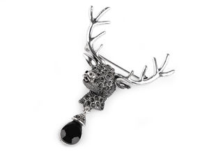 Elegant Rhinestone Stag Head Brooch - Crystal Deer Pin for Scarves, Jackets, and Sweaters