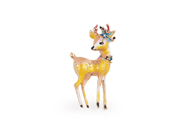 Elegant Enamel Deer Brooch with Rhinestones - Light Gold Nature-Inspired Fashion Pin for Scarves, Hats, and Bags