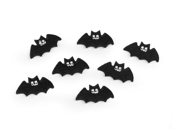 Premium Embroidered Bat Patch – Iron-On & Sew-On Decorative Applique for Clothing, Backpacks, and Halloween Decor (Black)