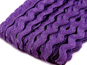 Premium Ric Rac Trim Ribbon (5mm Fabric Width) - Versatile Wavy Braid for Sewing and Crafting