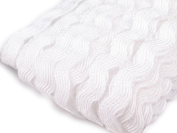 Premium Ric Rac Trim Ribbon (5mm Fabric Width) - Versatile Wavy Braid for Sewing and Crafting
