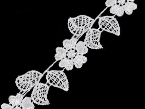 Premium White Guipure Floral Lace Trim - 35mm Elegant Ribbon for Bridal Wear, Lingerie, and Luxury Home Decor