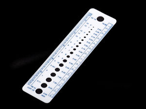 Premium Universal Knitting Needle Sizer & Gauge Ruler – Multi-Standard Size Measurement Tool with Metric & Imperial Markings