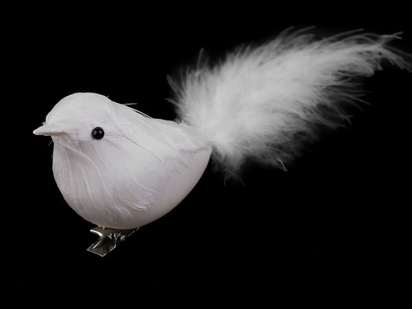 Elegant White Decorative Clip-On Bird with Feathers for Holiday Arrangements and Crafting