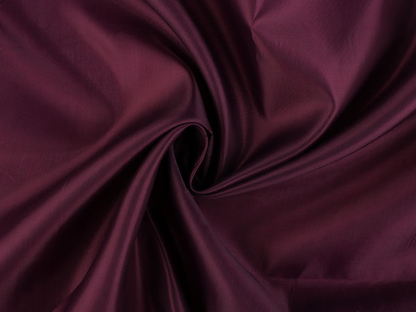 Premium Matte Polyester Lining Fabric for Lightweight Apparel and Garment Construction