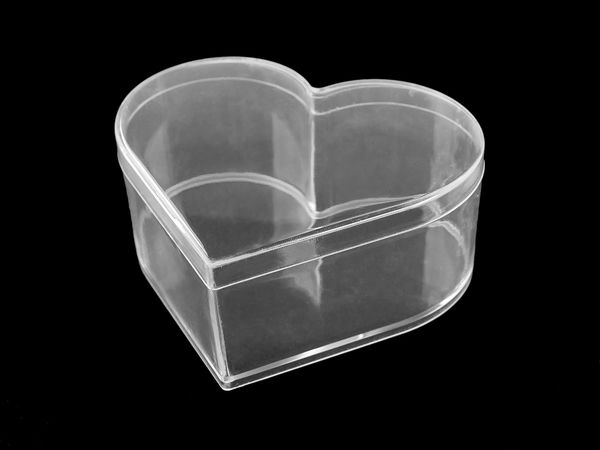 Clear Heart-Shaped Plastic Organizer Box with Snap-On Lid (9.5 x 11 x 4.5 cm)