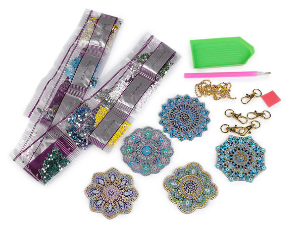 Mandala Diamond Painting Keychain Kit - Double-Sided Creative Art Set with 5 Pendants, Gems, Ball Chains, and Carabiners for Kids & Adults