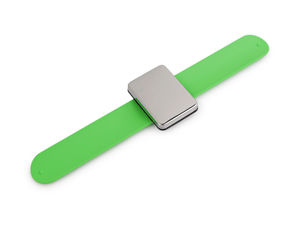 Magnetic Wrist Pincushion with Self-Winding Silicone Band - Heart & Rectangle