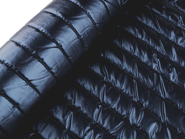 Premium Quilted Insulated Polyester Fabric - 4.5cm Striped Padding for Outerwear & Winter Clothing
