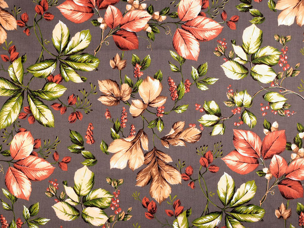 Premium Cotton-Linen Canvas Fabric with Elegant Autumn Leaves Botanical Motif