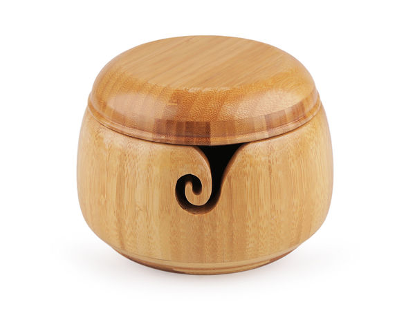 Premium Bamboo Yarn Bowl with Removable Lid – Sturdy Yarn Holder for Knitting and Crochet