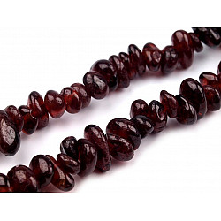 Mineral Gemstone Chips Garnet (1 string)