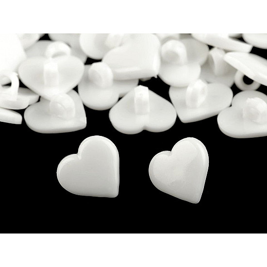 Button Heart size 24, white milk, 10 pc.