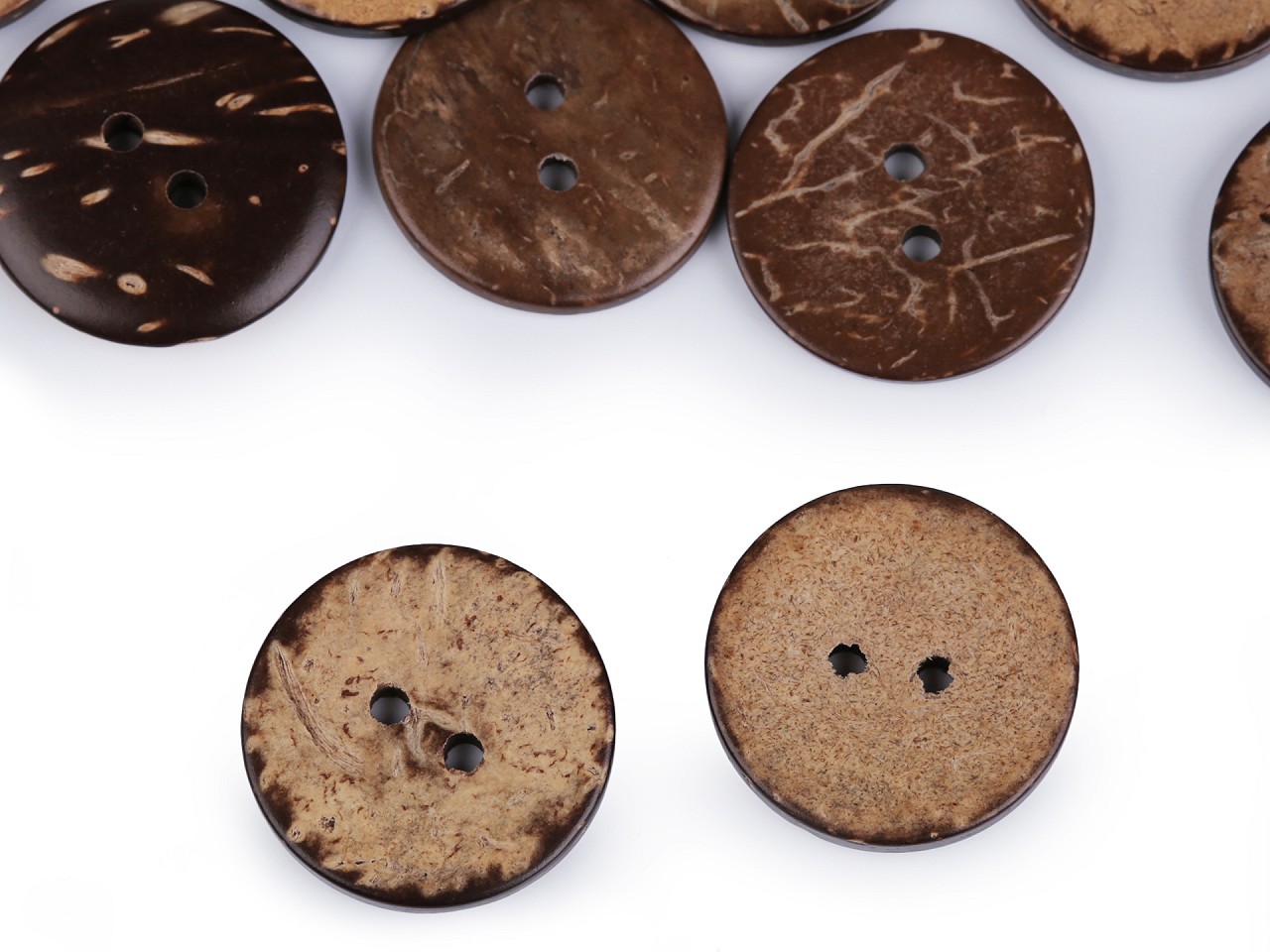 Coconut Button double-sided size 32, natural medium, 50 pc.