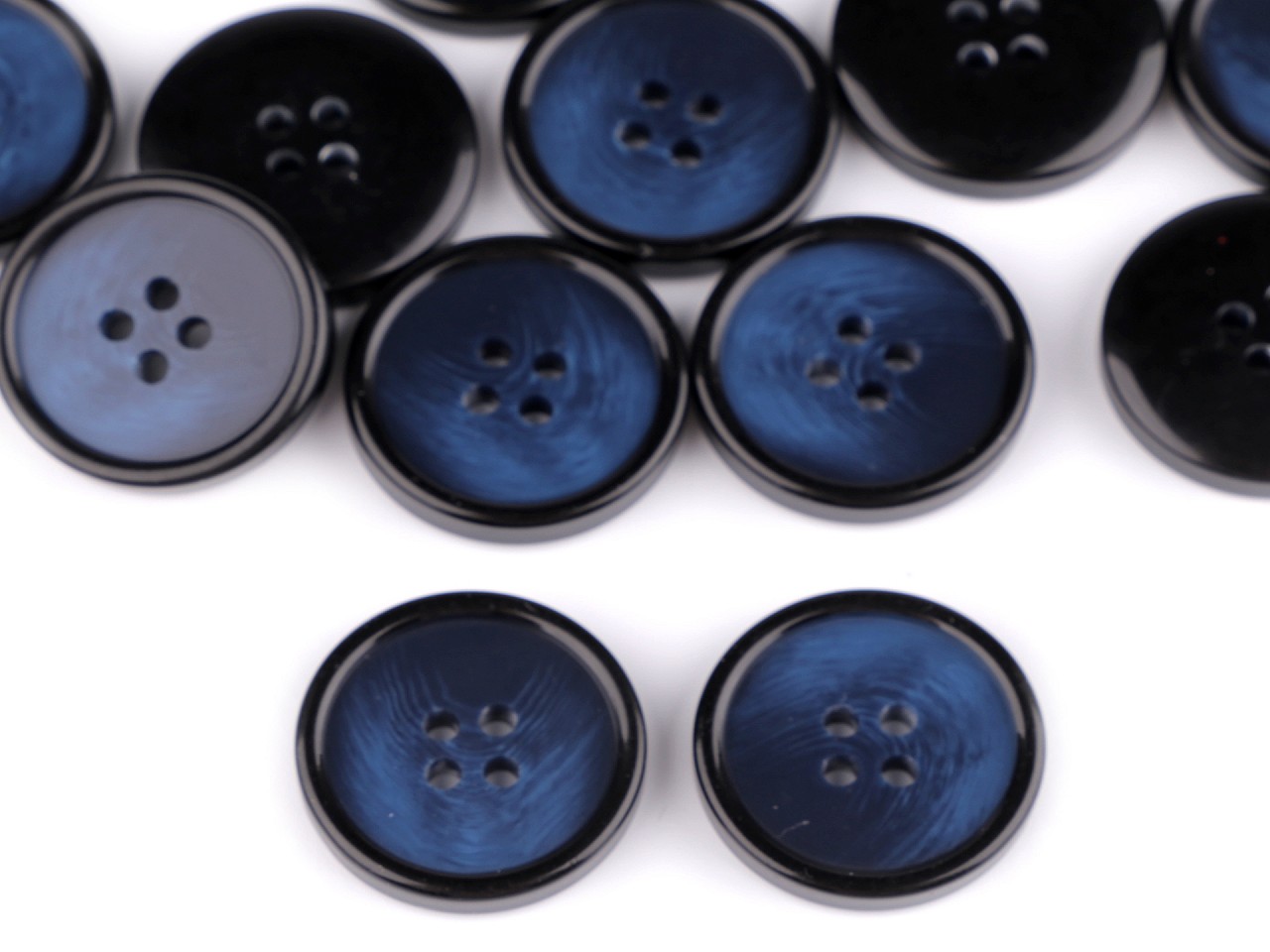 Button with fine Patina, size 36, blue dark, 20 pc.