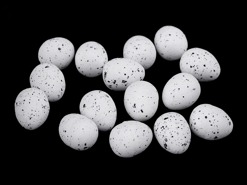 Decorative Quail Eggs for Arranging, white